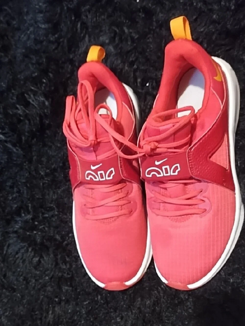 Nike comfortable sneakers